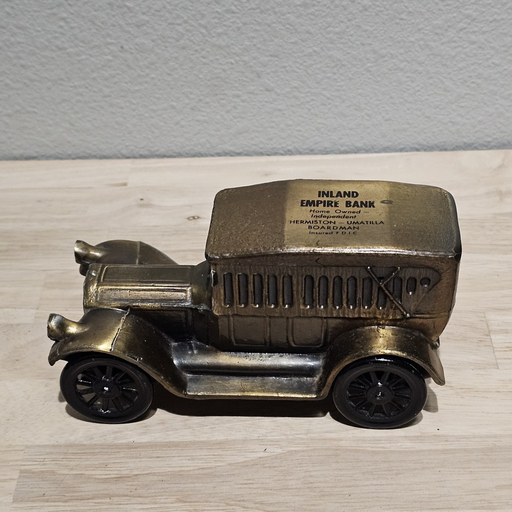 Vintage Banthrico 1917 Metal Car Coin Bank